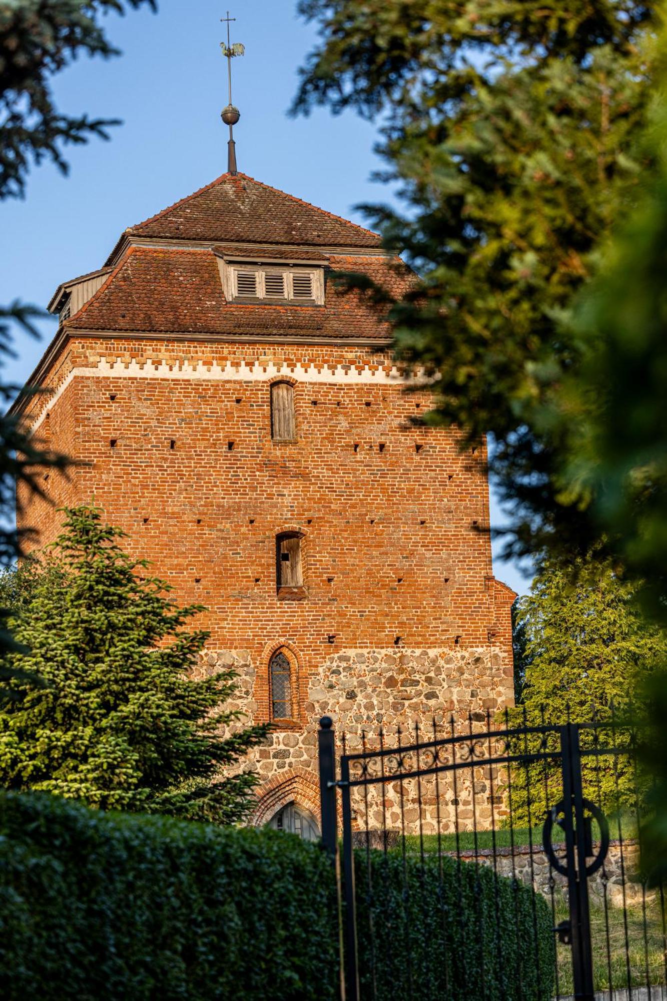 Wellnessparadies Mit Sauna Und Whirlpool Krakow am See Buitenkant foto