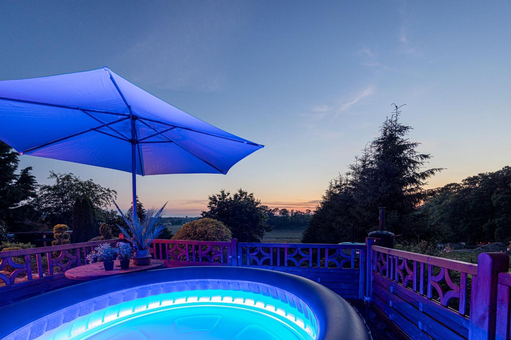 Wellnessparadies Mit Sauna Und Whirlpool Krakow am See Buitenkant foto